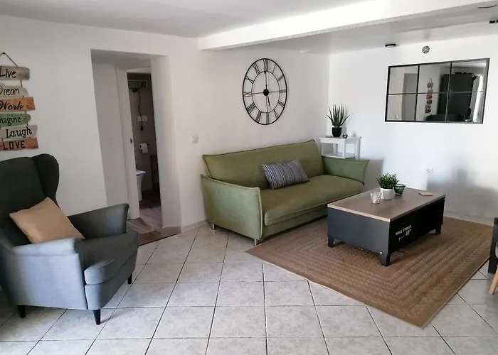 Spanish With Private Pool